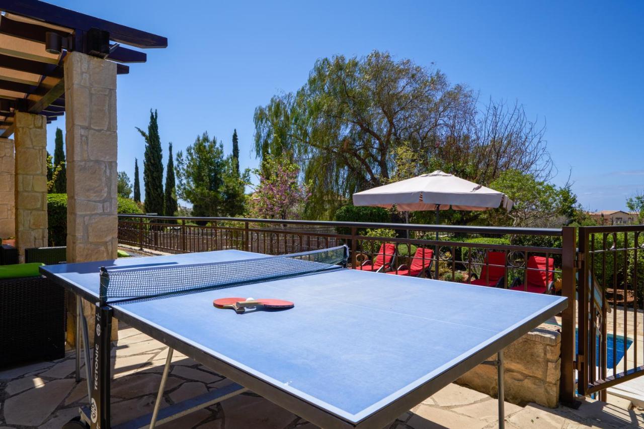 3 Bedroom Villa Madelini With Private Pool, Aphrodite Hills Resort Kouklia Exterior foto