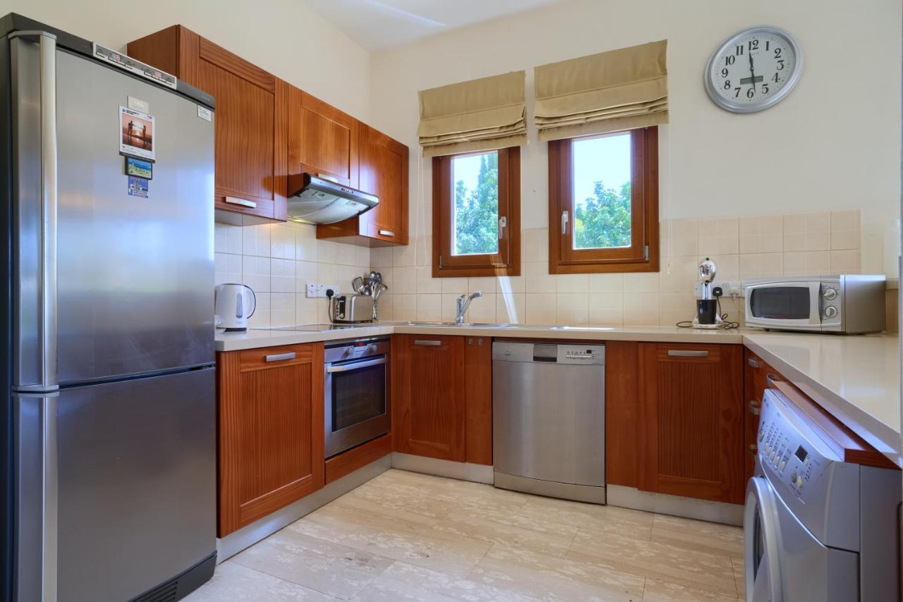 3 Bedroom Villa Madelini With Private Pool, Aphrodite Hills Resort Kouklia Exterior foto